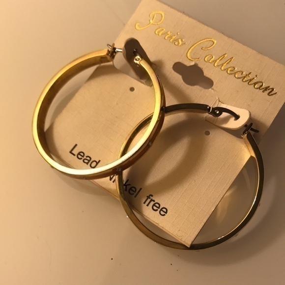 Paris Collection Jewelry - Paris Collection hoop 1 1/2 diameter pierce lock gold tone metal enamel cream